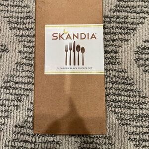 Hampton Forge Skandia 20 piece set , place setting‎